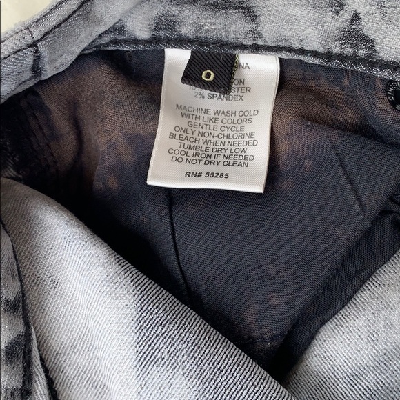 Express Jeans - Picture 3 of 5